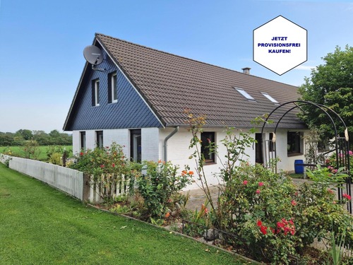 Die Südwest-Ansicht der Immobilie - OHNE KÄUFERPROVISION: Charmantes Einfamilienhaus mit Dachgeschoss-Aufstockung in 2008