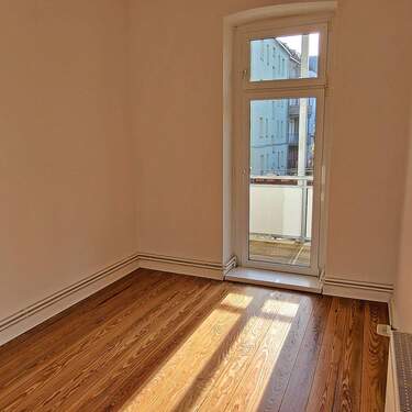 Austritt zum Balkon - Etagenwohnung mit 63,90 m² in Schwerin zur Miete