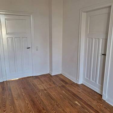 Verbindungstür zum Kinderzimmer - 