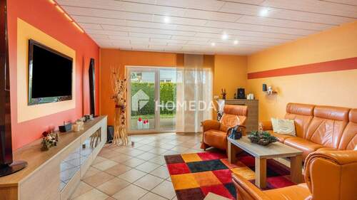 Wohnzimmer 1 - Gepflegte Doppelhaushälfte mit Garten - ideal für Anleger mit langfristigem Mieterwunsch