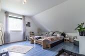 Schlafzimmer - OG - 