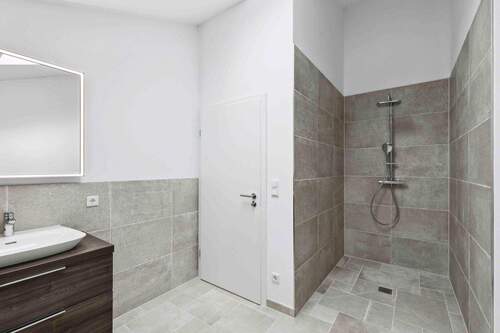 Badezimmer 2 - 1.OG - 