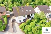 Außenansicht - Großzügiges Einfamilienhaus mit Ausbaureserve, Garage, Balkon, Terrasse & geschütztem Garten