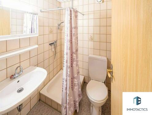 Badezimmer Einliegerwohnung UG - 