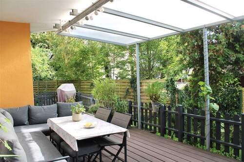 Terrasse - Ein Zuhause zum Verlieben-3-Zimmer-Erdgeschosswohnung mit 2 Terrassen in zentraler Lage von Weinheim