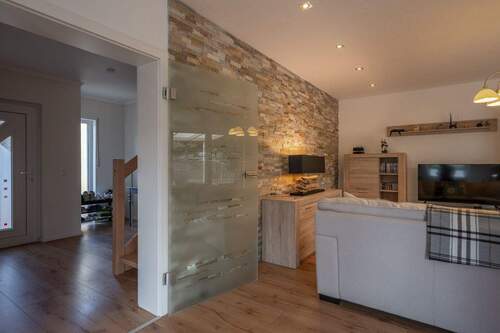 Eingangsbereich_Wohnbereich - Bungalow mit 128,00 m² in Wassenberg zum Kaufen