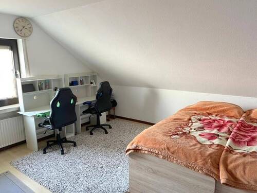 Schlafzimmer - 6 Zimmer Etagenwohnung in Atzelgift