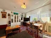 Wohnzimmer - 3 Zimmer Etagenwohnung zum Kaufen in Aurich