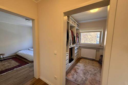 Ankleide neben Schlafzimmer - 
