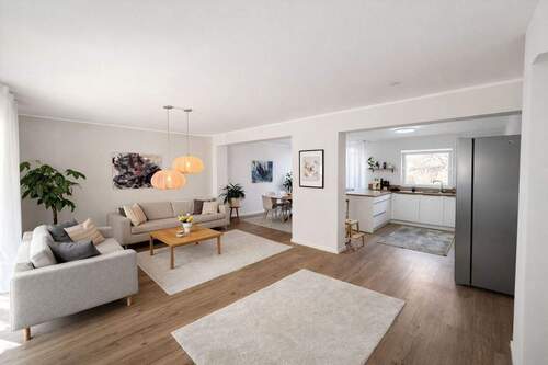 offener Wohn-Essbereich - Einziehen & wohlfühlen: 2024 saniertes Reiheneckhaus mit Designküche, 2 Bädern & Garage