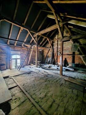 Scheune / Dachboden - 