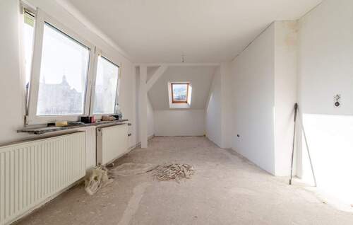 Wohnzimmer-/Esszimmer - DG - 