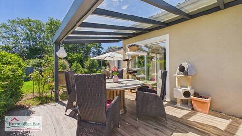 überdachte Terrasse - 
