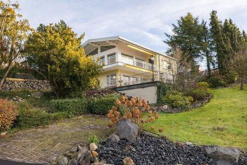 Blick von der Straße - 