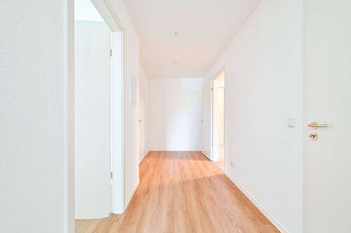 Flur 1-2 - 2 Zimmer Etagenwohnung in Chemnitz