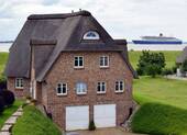 Ansicht mit Elbsicht - Einfamilienhaus mit 200,00 m&sup2; in Glückstadt zum Kaufen