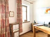 Büro im Erdgeschoß - 