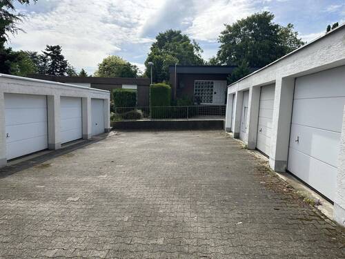Garage - 
