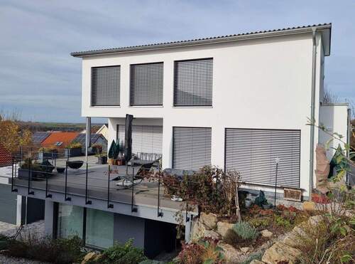 Raffstores - Einfamilienhaus mit 251,00 m&sup2; in Niederstetten zum Kaufen