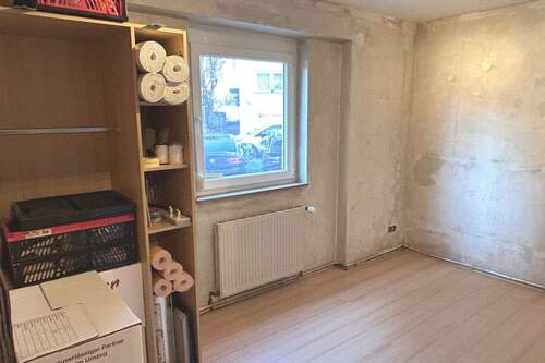 Zimmer - 3 Zimmer Etagenwohnung zum Kaufen in Stuttgart