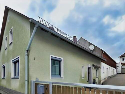 Zweifamilienhaus - Zweifamilienhaus - Wohnen mit Geschichte und Potenzial