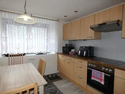 Essecke in der Wohnküche im EG - 6 Zimmer Mehrfamilienhaus, Wohnhaus zum Kaufen in Mantel