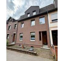 Zweifamilienhaus mit 158 m² Wohnfläche + Garten + Garage - in guter Lage von Kohlscheid (Herzogenrath) - derzeit an zwei Mieter vermietet