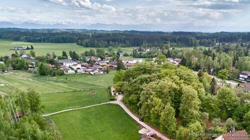 Umfeld - Grundstück zum Kaufen in Berg