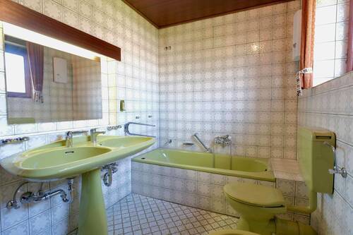 Badezimmer im 1. OG - 