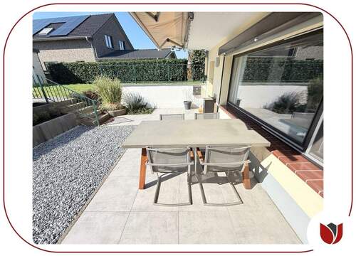 Südterrasse für gemütliche Sonnenstunden und Grillabende - Terrassenwohnung mit 48,10 m&sup2; in Leichlingen zur Miete