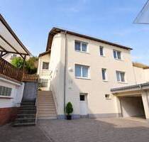 modernisiertes Zweiparteienhaus in Kirchhausen - Heppenheim (Bergstraße) Kirschhausen