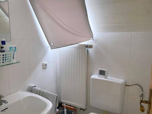 Badezimmer mit Dusche - 