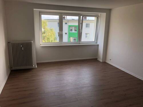 Zimmer - 2 Zimmer Etagenwohnung in Offenbach am Main