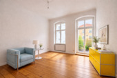 Raumanimation Wohnzimmer - Kleines Altbau-Apartment, große Lebensqualität