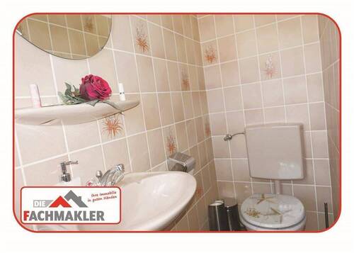 Gäste WC - 4 Zimmer Reihenendhaus zum Kaufen in Stockelsdorf