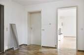 Flur-Einliegerwohnung - 