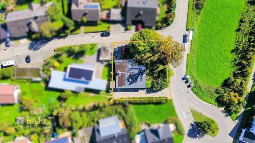 Vogelperspektive-Grundstücksgrenze - 7 Zimmer Einfamilienhaus zum Kaufen in Tuttlingen-Möhringen