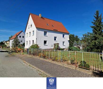 Hausansicht - 2 Zimmer Etagenwohnung zur Miete in Zeithain