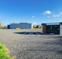 Gewerbegrundstück mit geschotterter Teilfläche und Verkaufscontainer - Meißen