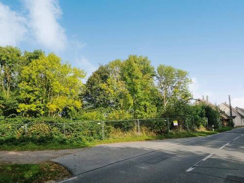 Grundstücksansicht - Attraktives Baugrundstück mit Baugenehmigung in idyllischer Lage auf Rügen