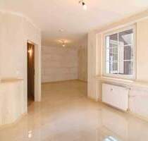 Großzügige, hochwertig modernisierte 2-Zimmer-Wohnung mit gut vermieteter Gewerbefläche - Recklinghausen Ost