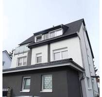 Frei werdend - 1 x Dreifamilienhaus, 1x Nebengebäude mit 120 qm Bürofläche & 2 Nutzfahrzeuggaragen - Mannheim Waldhof