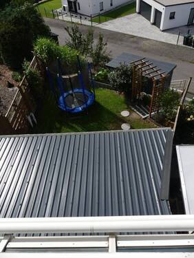 Gartenansicht vom Balkon im 1.OG - Reihenmittelhaus mit 138,50 m² in Calden zum Kaufen