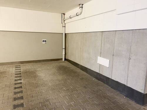 Garagenstellplatz - 
