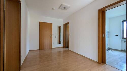 Diele - Etagenwohnung mit 79,70 m² in Möhrendorf zum Kaufen