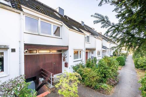 Grundriss: Ausgezeichnet! - Großzügiges Mittelreihenhaus mit Südgrundstück in bester Wohnlage von Klosterbergen