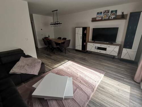 Wohnzimmer Bsp.jpg - 4 Zimmer Reihenmittelhaus in Naumburg (Saale)