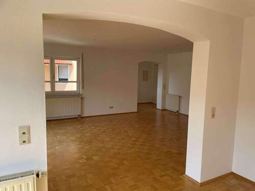 Wohnzimmer - 3 Zimmer Etagenwohnung in Wertheim