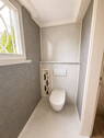 EG - WC - 