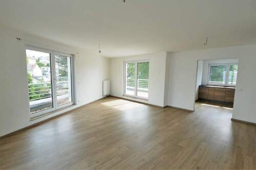 Bild1 - Modernes 2-Zimmer-Penthouse mit Terrasse und Stellplatz Nähe Klinikum